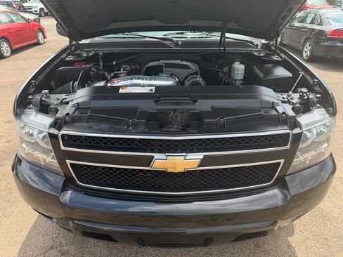 Used 2011 Chevrolet Avalanche LT AWD/4WD image 30