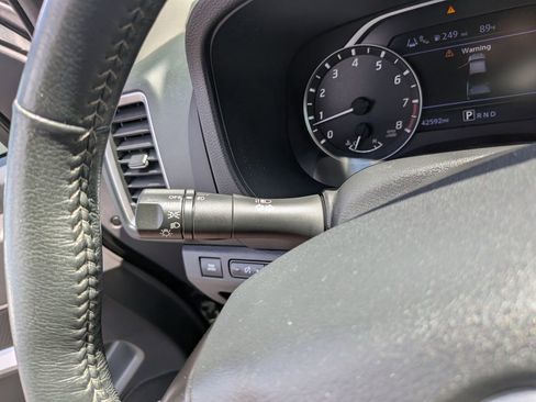 Used 2022 Nissan Frontier SV RWD image 30