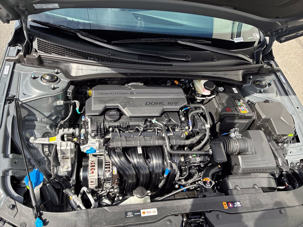 New 2026 Hyundai Elantra SEL Sport FWD image 9