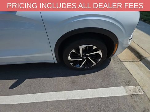 Used 2023 Mitsubishi Outlander SEL FWD image 8