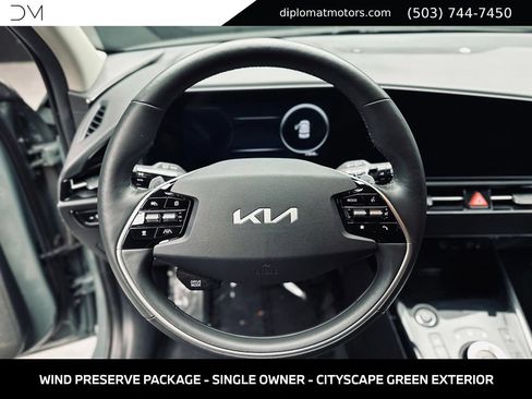 Used 2023 Kia Niro Wind w/ Wind Preserve Package FWD image 28
