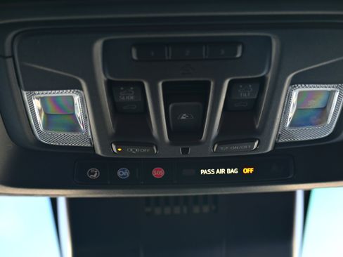 Used 2024 GMC Sierra 3500 Denali Ultimate image 13