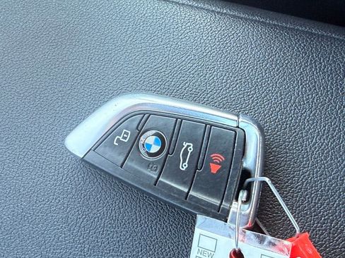 Used 2020 BMW 330i Sedan w/ Driving Assistance Package RWD image 28