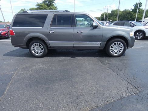 Used 2013 Lincoln Navigator L 4WD w/ HD Trailer Tow Pkg image 4
