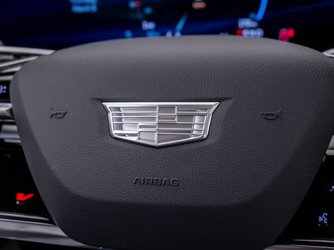 New 2026 Cadillac Vistiq Luxury w/ LPO, Floor Liner Package image 32