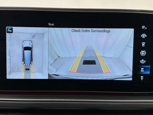 Used 2023 Mercedes-Benz GLS 580 4MATIC image 40