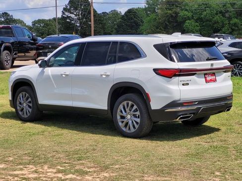 New 2026 Buick Enclave Preferred image 4