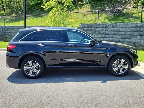 Used 2019 Mercedes-Benz GLC 300 4MATIC image 11