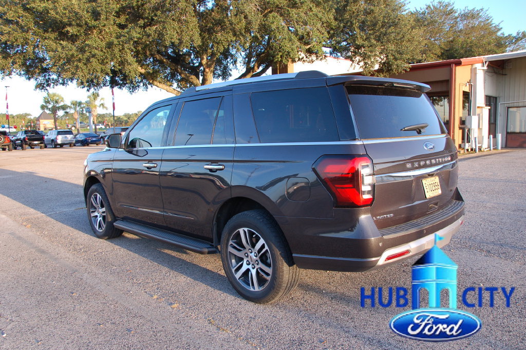 Used 2024 Ford Expedition Limited RWD image 3