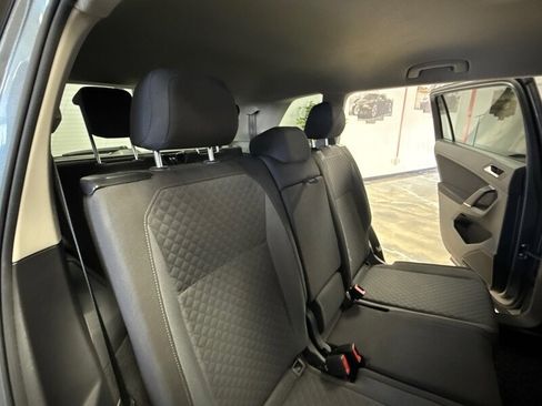 Used 2020 Volkswagen Tiguan S image 26