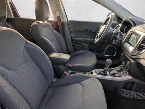 Used 2019 Jeep Compass Sport w/ Tech Group image 17