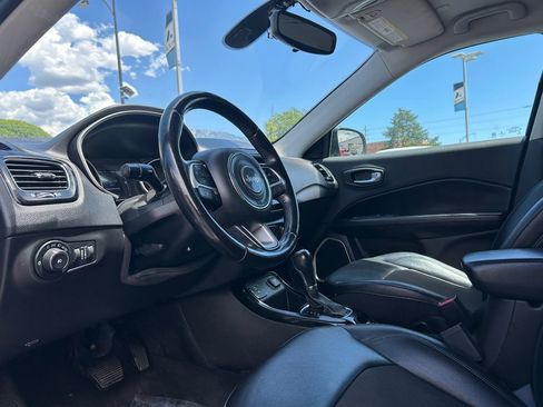 Used 2020 Jeep Compass Latitude FWD image 24