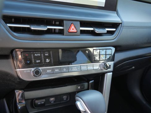 Used 2024 Kia Seltos EX AWD/4WD image 23