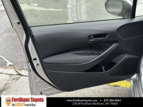 Used 2023 Toyota Corolla LE image 15
