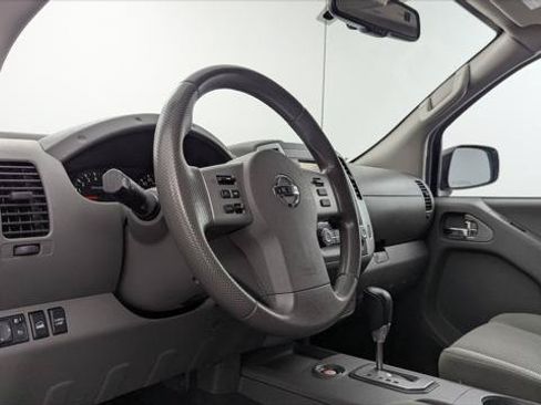 Used 2021 Nissan Frontier SV w/ Midnight Edition Floor Mats AWD/4WD image 24