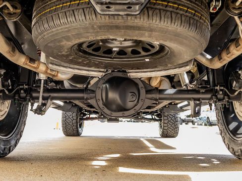 Used 2025 Chevrolet Silverado 1500 LT Trail Boss w/ Convenience Package II image 16