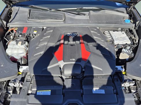 Used 2024 Audi RS Q8 4.0T image 27