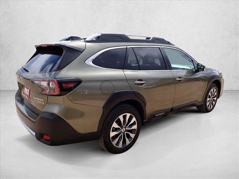 Used 2025 Subaru Outback Touring XT w/ Tech Package 3 AWD/4WD image 4