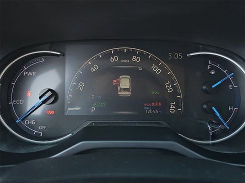 Used 2019 Toyota RAV4 Limited image 19