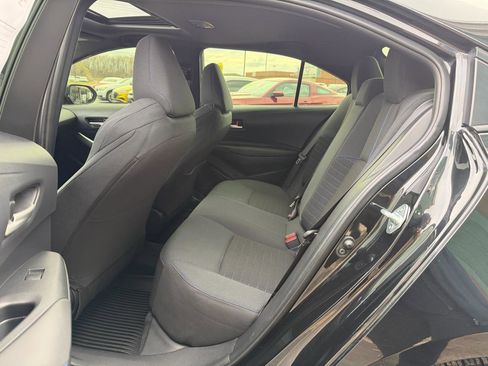 Used 2020 Toyota Corolla SE w/ SE Premium Package image 12