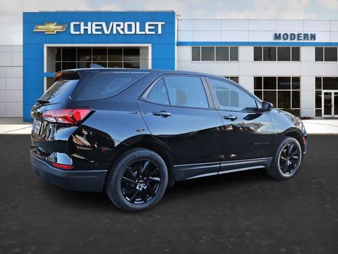Certified 2024 Chevrolet Equinox LS w/ Midnight Edition image 5