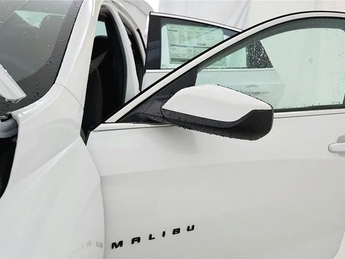 Used 2024 Chevrolet Malibu RS image 18