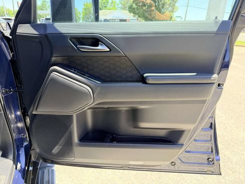 Used 2024 Lexus GX 550 w/ Accessory Package (Z1) AWD/4WD image 12