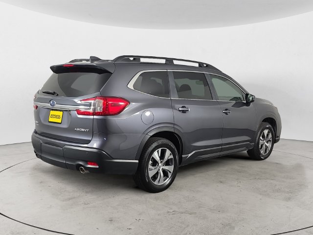 Certified 2025 Subaru Ascent Premium AWD/4WD image 5