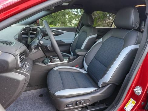 Used 2024 Buick Envista Preferred w/ Convenience I Package FWD image 15