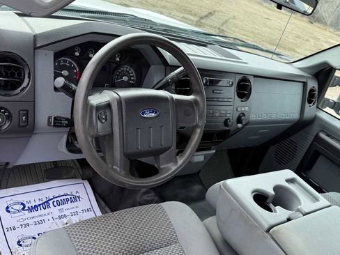 Used 2016 Ford F250 XL w/ Power Equipment Group image 8