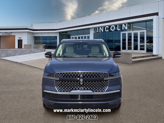 New 2027 Lincoln Navigator Premiere AWD/4WD image 6