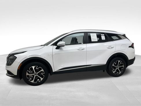 Used 2024 Kia Sportage EX AWD/4WD image 2