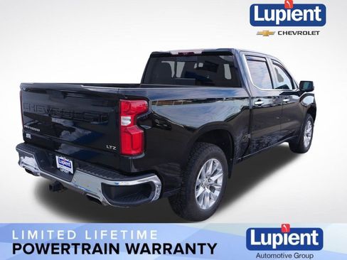 Used 2020 Chevrolet Silverado 1500 LTZ w/ LTZ Premium Package image 3
