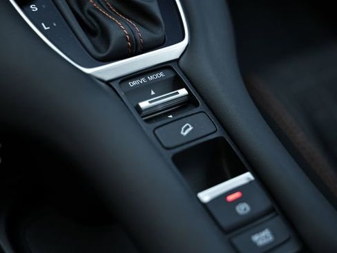 Used 2025 Honda HR-V Sport image 39
