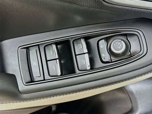 Used 2024 Subaru Forester Limited w/ Convenience Package AWD/4WD image 21