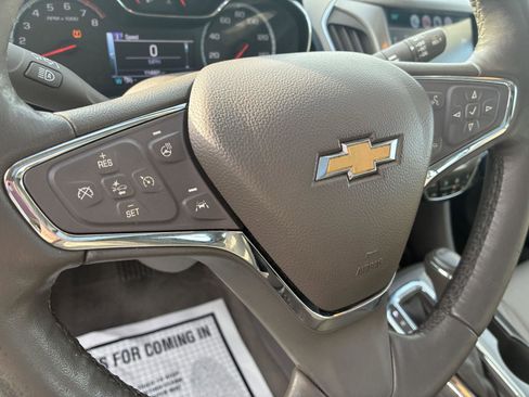 Used 2018 Chevrolet Cruze Premier image 13