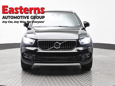 Used 2022 Volvo XC40 T5 Inscription AWD/4WD image 2