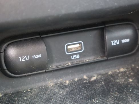 Used 2021 Kia Seltos S FWD image 22