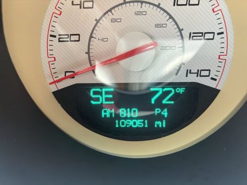 Used 2014 Dodge Challenger SXT Plus RWD image 18