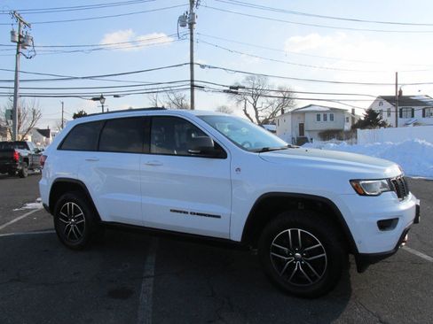Used 2017 Jeep Grand Cherokee Trailhawk w/ Trailhawk Luxury Group AWD/4WD image 74