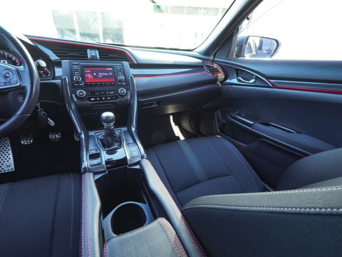 Used 2018 Honda Civic Sport image 42