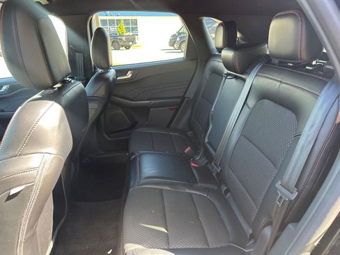 Used 2024 Ford Escape ST-Line w/ Tech Pack #1 AWD/4WD image 16