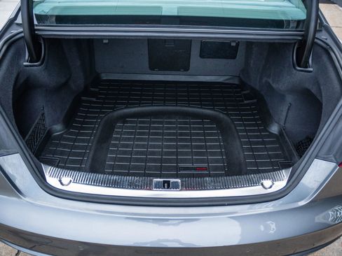 Used 2018 Audi A8 L 4.0T image 27