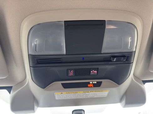 Used 2021 Subaru Crosstrek 2.0i image 24