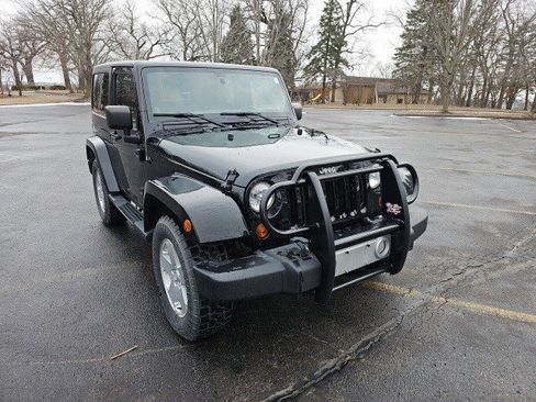 Used 2012 Jeep Wrangler Sahara w/ Dual Top Group image 8