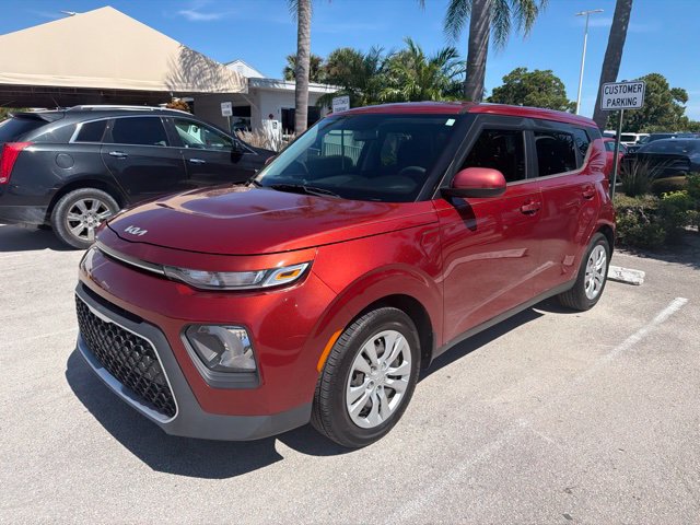 Certified 2022 Kia Soul LX FWD image 1
