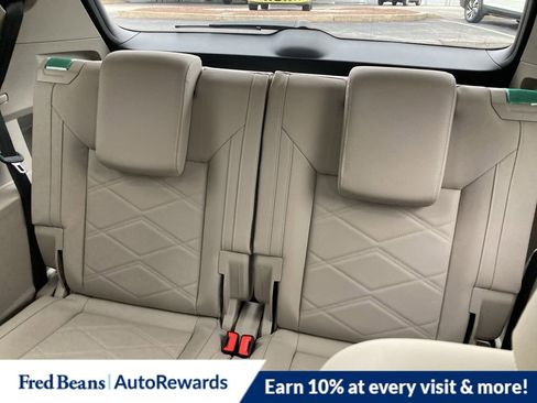 New 2026 Volkswagen Atlas SE image 12