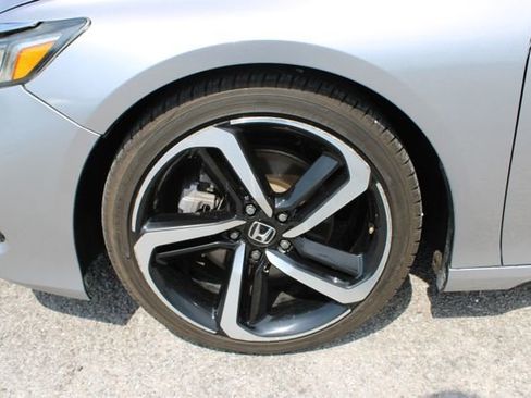 Used 2022 Honda Accord Sport image 10