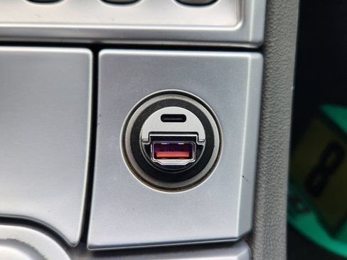 Used 2005 Chrysler Crossfire Limited RWD image 21
