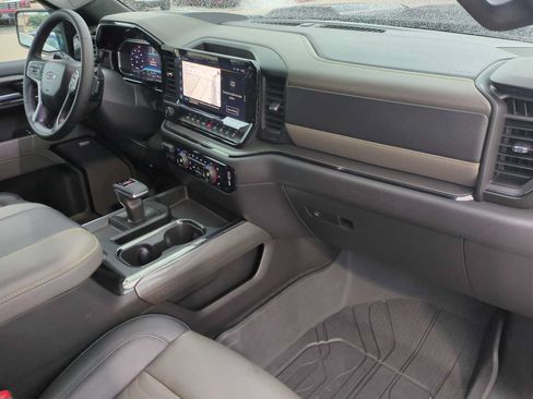 Used 2024 Chevrolet Silverado 1500 ZR2 w/ Technology Package AWD/4WD image 30